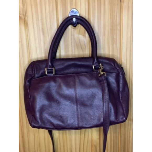 vintage leather aigner satchel purse, Shoulder Strap And Handles, Gold Accents - Picture 8 of 12